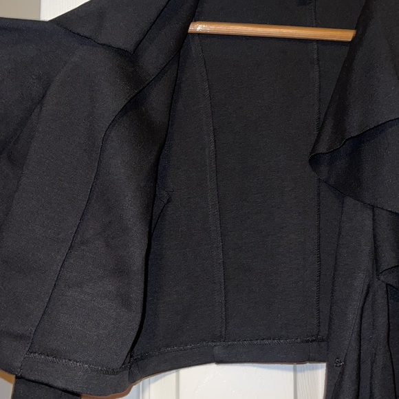 🖤 Brand New! INC Black Knit Ruffle Collar Jacket - Picture 6 of 8